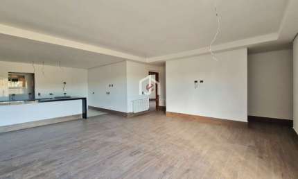 Apartamento com 3 quartos à venda na Vila Silvia, Campos do Jordão  por R$ 1.100.000