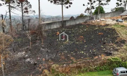 Terreno à venda no Jardim das Pérolas, Campos do Jordão  por R$ 650.000
