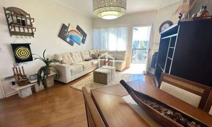 Apartamento com 2 quartos à venda na Vila inglesa, Campos do Jordão  por R$ 900.000