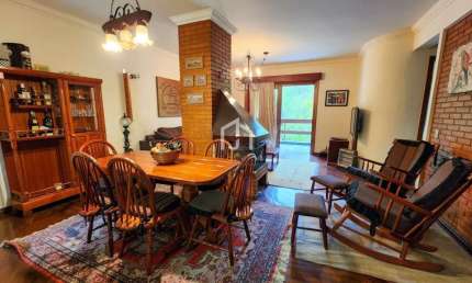 Apartamento com 4 quartos à venda na Vila inglesa, Campos do Jordão  por R$ 990.000
