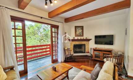 Apartamento com 3 quartos à venda na Vila Floresta, Campos do Jordão  por R$ 795.000