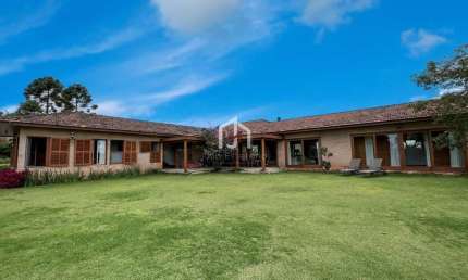 Casa em condomínio fechado com 4 quartos à venda no Descansopolis, Campos do Jordão  por R$ 6.500.000