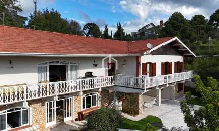 Casa com 11 quartos à venda no Alto do Capivari, Campos do Jordão  por R$ 8.800.000
