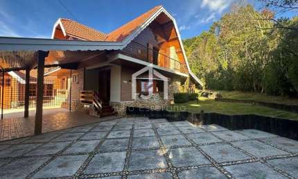 Casa com 4 quartos à venda no Alto do Capivari, Campos do Jordão  por R$ 3.300.000