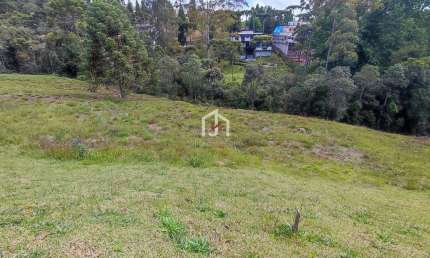 Terreno em condomínio fechado à venda no Colinas Capivari, Campos do Jordão  por R$ 1.200.000