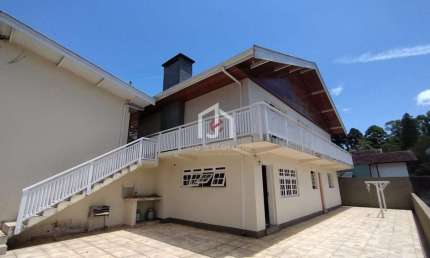 Casa com 3 quartos à venda na Vila Cristina, Campos do Jordão  por R$ 990.000