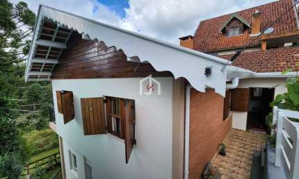 Casa com 5 quartos à venda na Vila Matilde, Campos do Jordão  por R$ 850.000