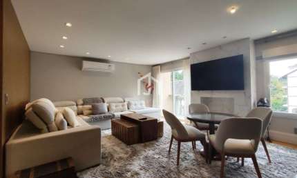Apartamento com 5 quartos à venda no Jardim Alpestre, Campos do Jordão  por R$ 2.400.000