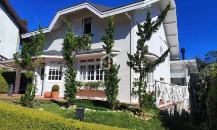 Casa em condomínio fechado com 4 quartos à venda na Vila Izabel, Campos do Jordão  por R$ 1.800.000