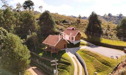 Casa com 3 quartos à venda no Jardim Cataguases, Campos do Jordão  por R$ 1.100.000