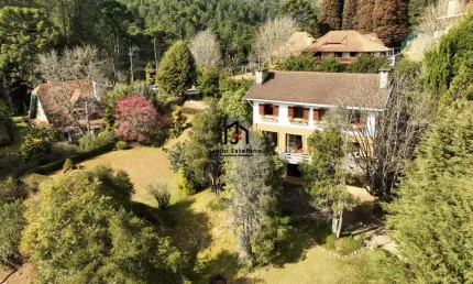 Casa em condomínio fechado com 4 quartos à venda no jardim véu da noiva, campos do jordão  por r$ 2.500.000