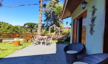 Casa com 4 quartos à venda no Jardim Véu da Noiva, Campos do Jordão  por R$ 1.500.000