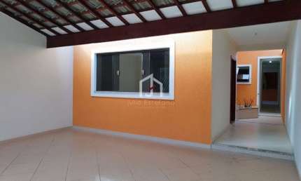 Casa com 4 quartos à venda na Rua Carlos Roberto Jacob de Freitas, Alto do Cardoso, Pindamonhangaba por R$ 690.000