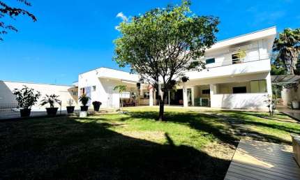 Casa em condomínio fechado com 5 quartos à venda na Avenida Beija-Flor, Socorro, Pindamonhangaba por R$ 1.950.000