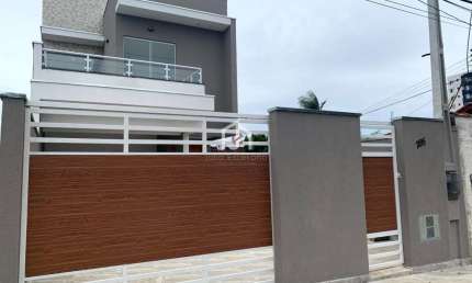 Casa com 3 quartos à venda na Rua Santa Maria Mazarello, Tabaú, Pindamonhangaba por R$ 700.000