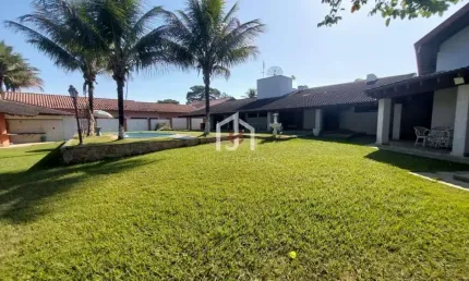 Casa em condomínio fechado com 8 quartos à venda na Rodovia Amador Bueno da Veiga, Village Paineiras, Pindamonhangaba por R$ 2.800.000