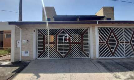 Casa com 4 quartos à venda na Rua Carlos Roberto Jacob de Freitas, Alto do Cardoso, Pindamonhangaba por R$ 690.000