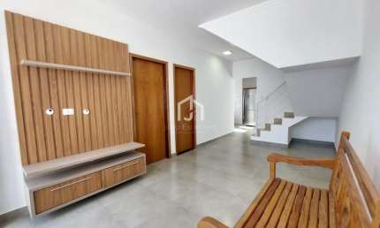 Casa com 3 quartos à venda na Rua Job Sarmento da Silva, Loteamento Residencial e Comercial Flamboyant, Pindamonhangaba por R$ 530.000