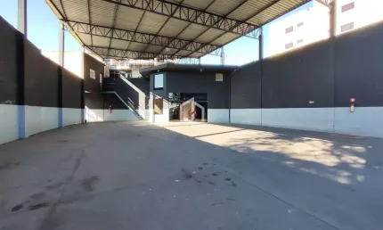 Barracão / Galpão / Depósito para alugar na Rua Godofredo Pestana, Jardim Campo Alegre, Pindamonhangaba por R$ 5.500