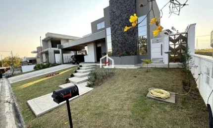 Casa em condomínio fechado com 3 quartos à venda na Avenida Nossa Senhora do Bom Sucesso, Condominio Residencial Colonial Village II, Pindamonhangaba por R$ 1.860.000
