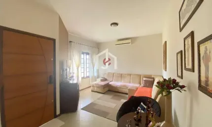 Casa com 5 quartos à venda na Rua dos Flamboyants, Parque Lago Azul, Pindamonhangaba por R$ 1.390.000
