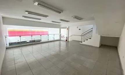 Ponto comercial para alugar na Rua dos Expedicionários, Centro, Pindamonhangaba por R$ 12.000