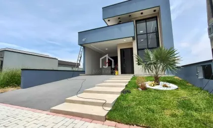 Casa em condomínio fechado com 3 quartos à venda na Avenida Arthur dos Santos, Loteamento Industrial Água Preta, Pindamonhangaba por R$ 695.000