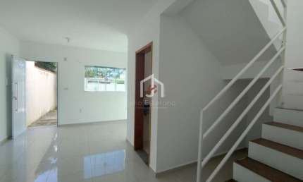 Casa com 2 quartos para alugar na Rua Durvina Rosa de Jesus, Loteamento Residencial Andrade, Pindamonhangaba por R$ 1.900