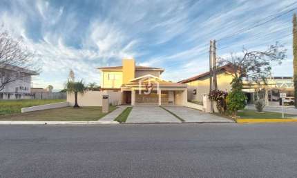 Casa em condomínio fechado com 4 quartos para alugar na Avenida Manoel Marcondes Oliveira Mello, Condominio Residencial Real Ville, Pindamonhangaba por R$ 5.296