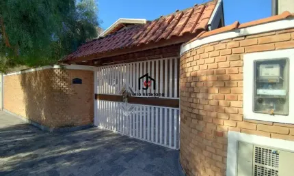 Casa com 3 quartos à venda na rua carlos roberto jacob de freitas, alto do cardoso, pindamonhangaba por r$ 600.000