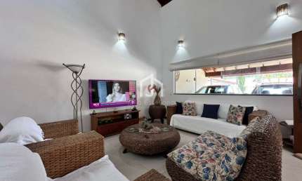 Casa com 4 quartos à venda em Toninhas, Ubatuba  por R$ 1.700.000