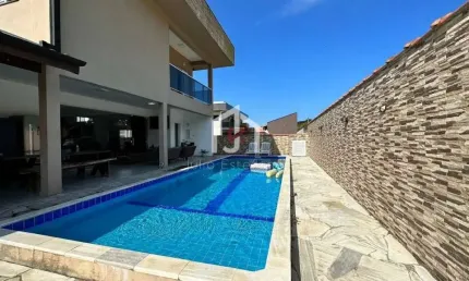 Casa em condomínio fechado com 3 quartos à venda no Jardim Carolina, Ubatuba  por R$ 3.500.000
