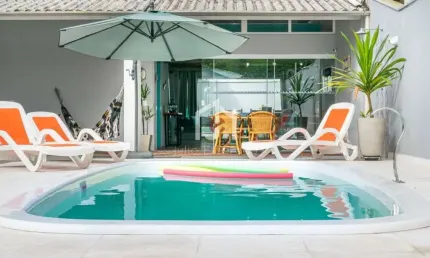 Casa com 3 quartos à venda em Itaguá, Ubatuba  por R$ 1.600.000