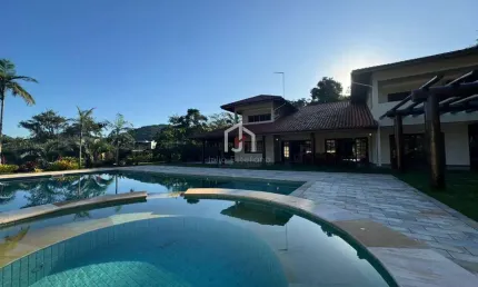 Casa em condomínio fechado com 6 quartos à venda em Ressaca, Ubatuba  por R$ 6.000.000