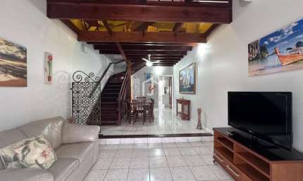 Casa em condomínio fechado com 3 quartos à venda em Saco da Ribeira, Ubatuba  por R$ 750.000