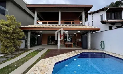 Casa em condomínio fechado com 4 quartos à venda na Praia da Lagoinha, Ubatuba  por R$ 3.995.000