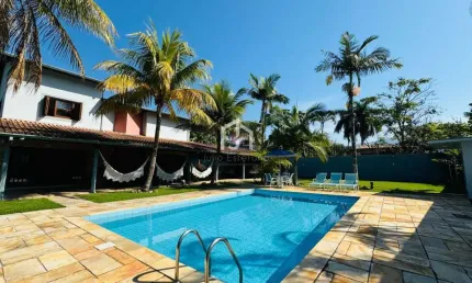 Casa com 5 quartos à venda em Itaguá, Ubatuba  por R$ 3.450.000
