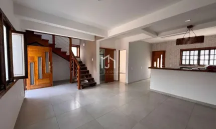 Casa com 6 quartos à venda em Perequê Açu, Ubatuba  por R$ 1.450.000