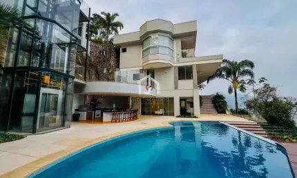 Casa em condomínio fechado com 4 quartos à venda na Praia Vermelha do Sul, Ubatuba  por R$ 15.000.000