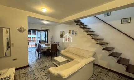 Cobertura com 4 quartos à venda na Praia Grande, Ubatuba  por R$ 1.080.000