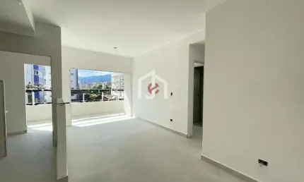Apartamento com 2 quartos à venda em Itaguá, Ubatuba  por R$ 750.000