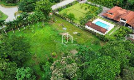 Terreno à venda em Ressaca, Ubatuba  por R$ 2.350.000