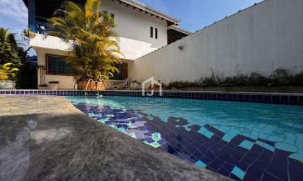 Casa com 4 quartos à venda na Praia do Lazaro, Ubatuba  por R$ 1.070.000