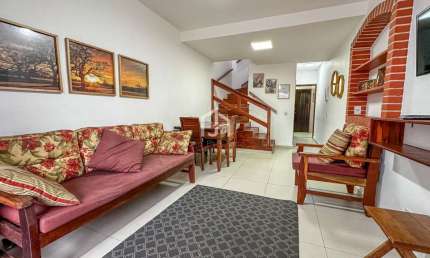 Casa em condomínio fechado com 2 quartos à venda na Praia Grande, Ubatuba  por R$ 750.000