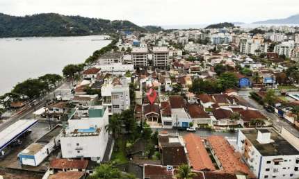 Casa com 3 quartos à venda em Itaguá, Ubatuba  por R$ 955.000