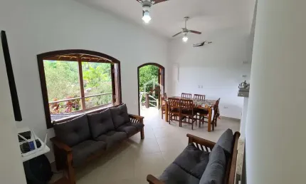 Casa com 3 quartos à venda na Praia da Fortaleza, Ubatuba  por R$ 1.700.000