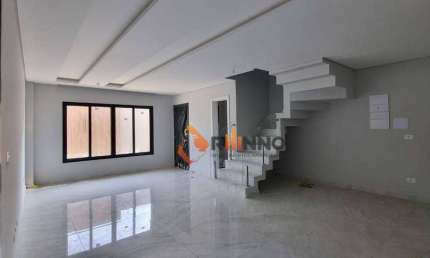 Triplex Novo 3 quartos 1 suíte no bairro Água Verde.