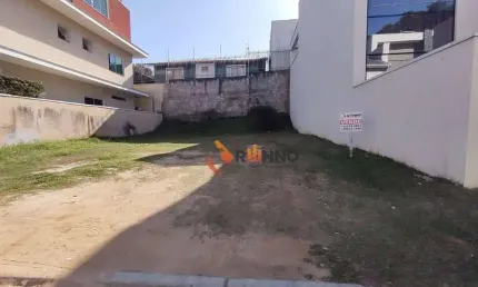 Terreno em condomínio fechado à venda na Rua Theodoro Makiolka, 1720, Santa Cândida, Curitiba