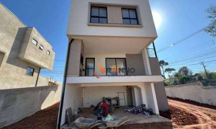 Sobrado Novo com 3 quartos, 1 suíte, 155 m² em Campina Grande do Sul.