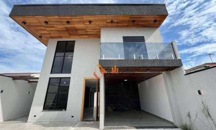 Sobrado com 3 suítes e piscina 166 m² no bairro Vila São Cristóvão - Piraquara/PR
